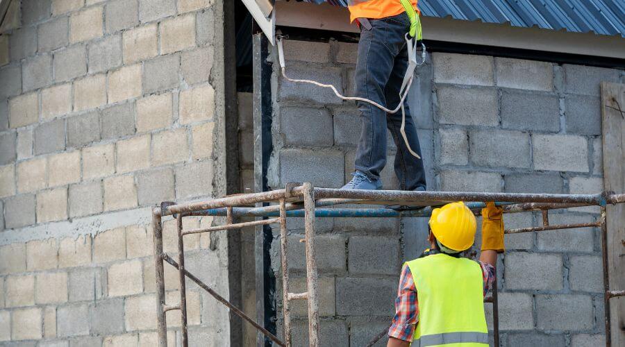 Professional residential roofers in Durham, MO
